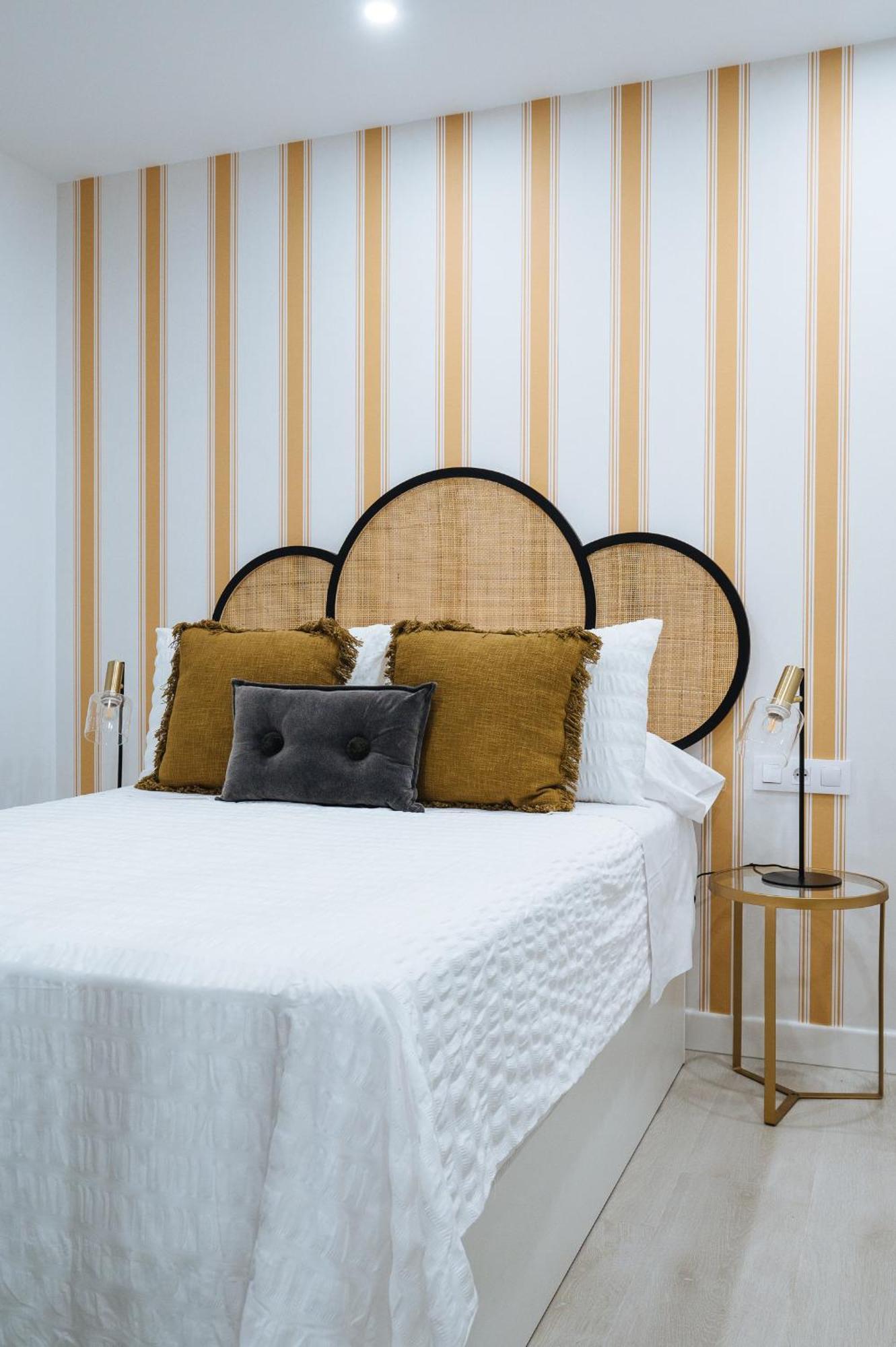 Wish Suite Miraflores De Sevilla ภายนอก รูปภาพ