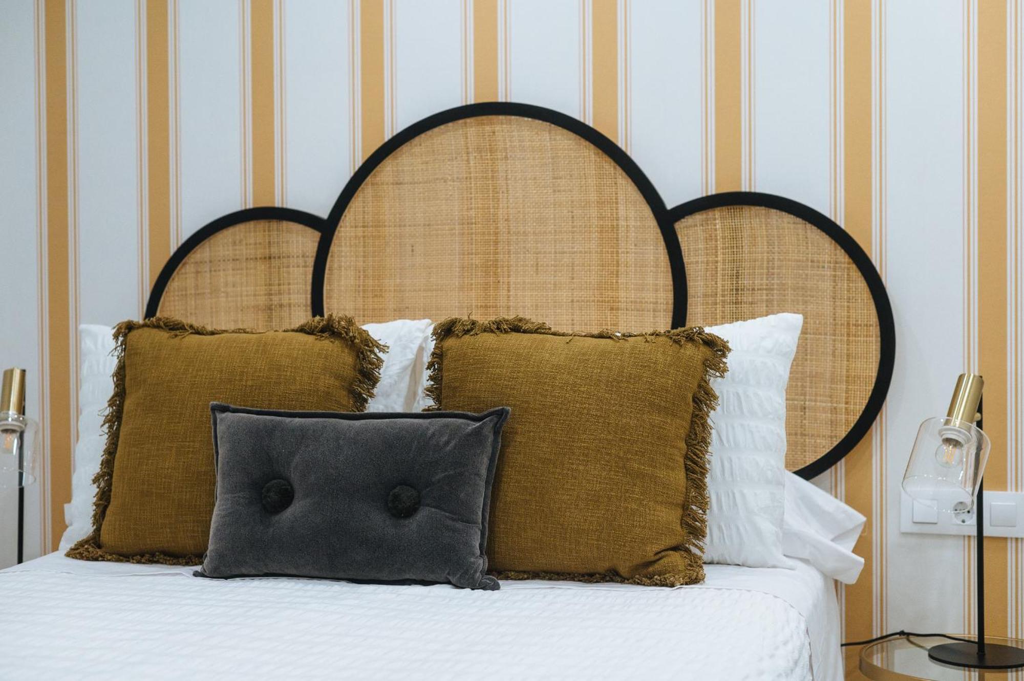 Wish Suite Miraflores De Sevilla ภายนอก รูปภาพ